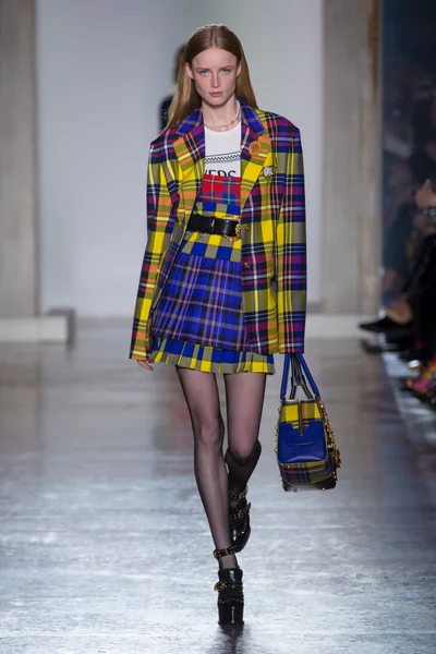 Look 6